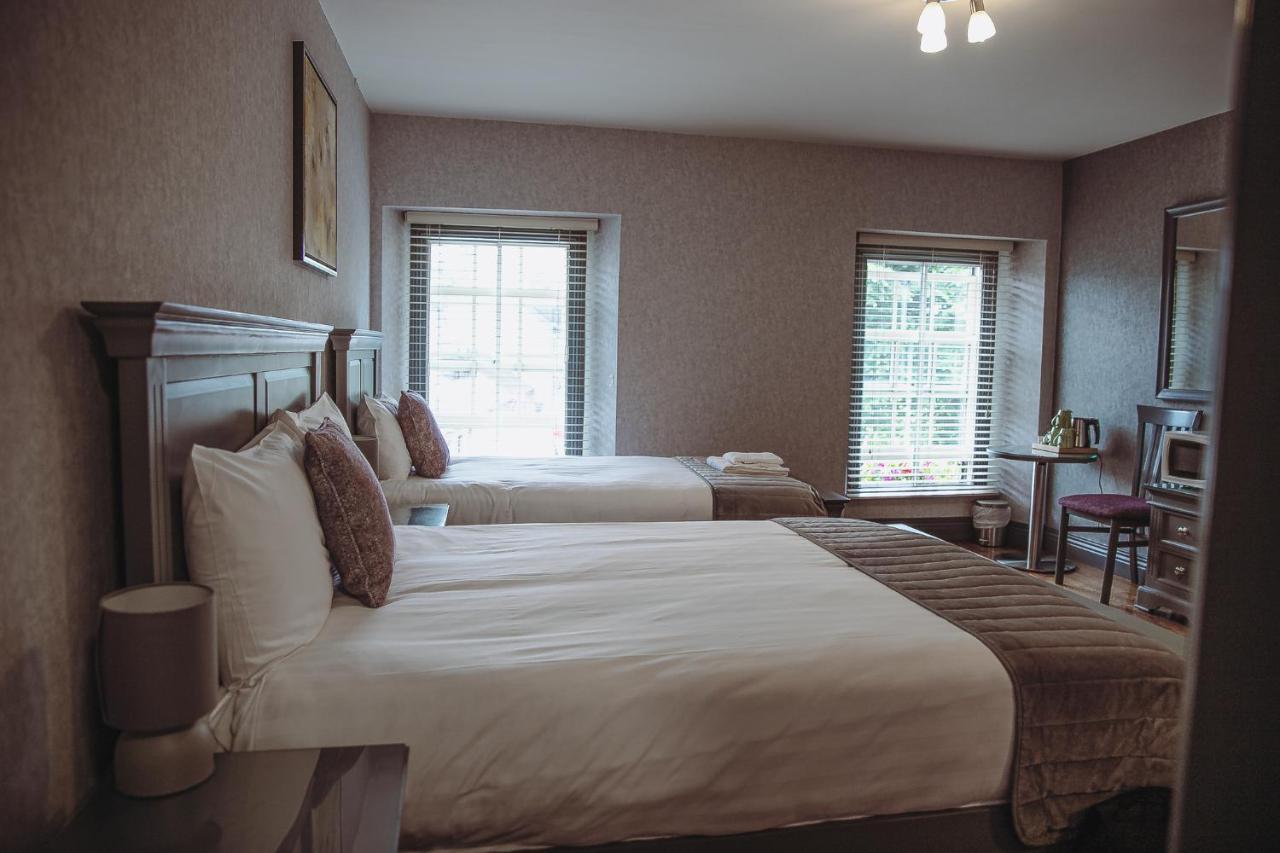 Muskerry Arms Bar&B&B Blarney Eksteriør billede