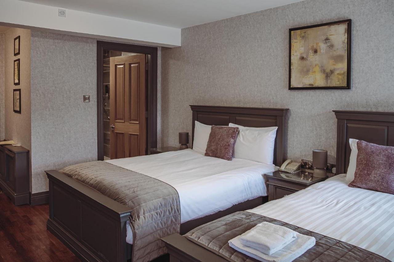 Muskerry Arms Bar&B&B Blarney Eksteriør billede