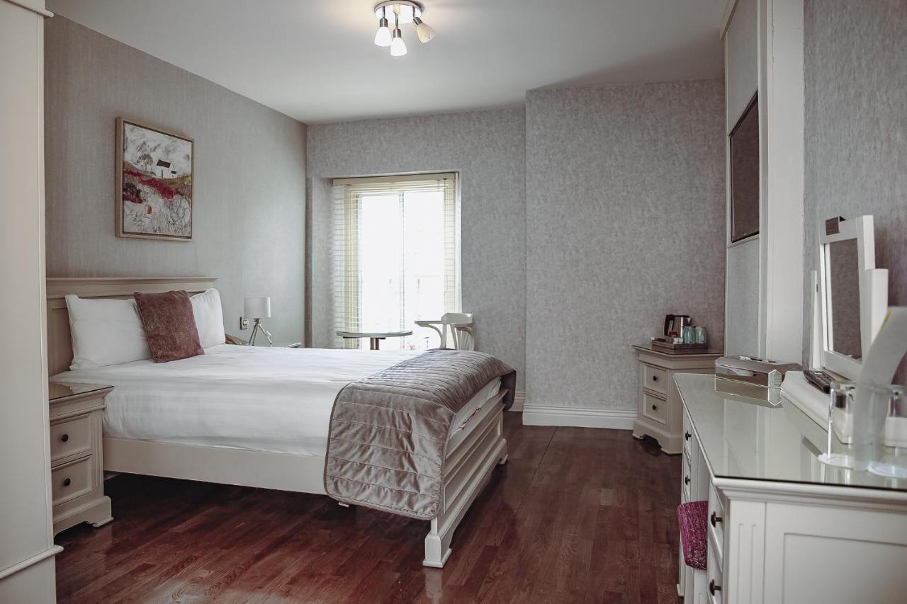 Muskerry Arms Bar&B&B Blarney Eksteriør billede