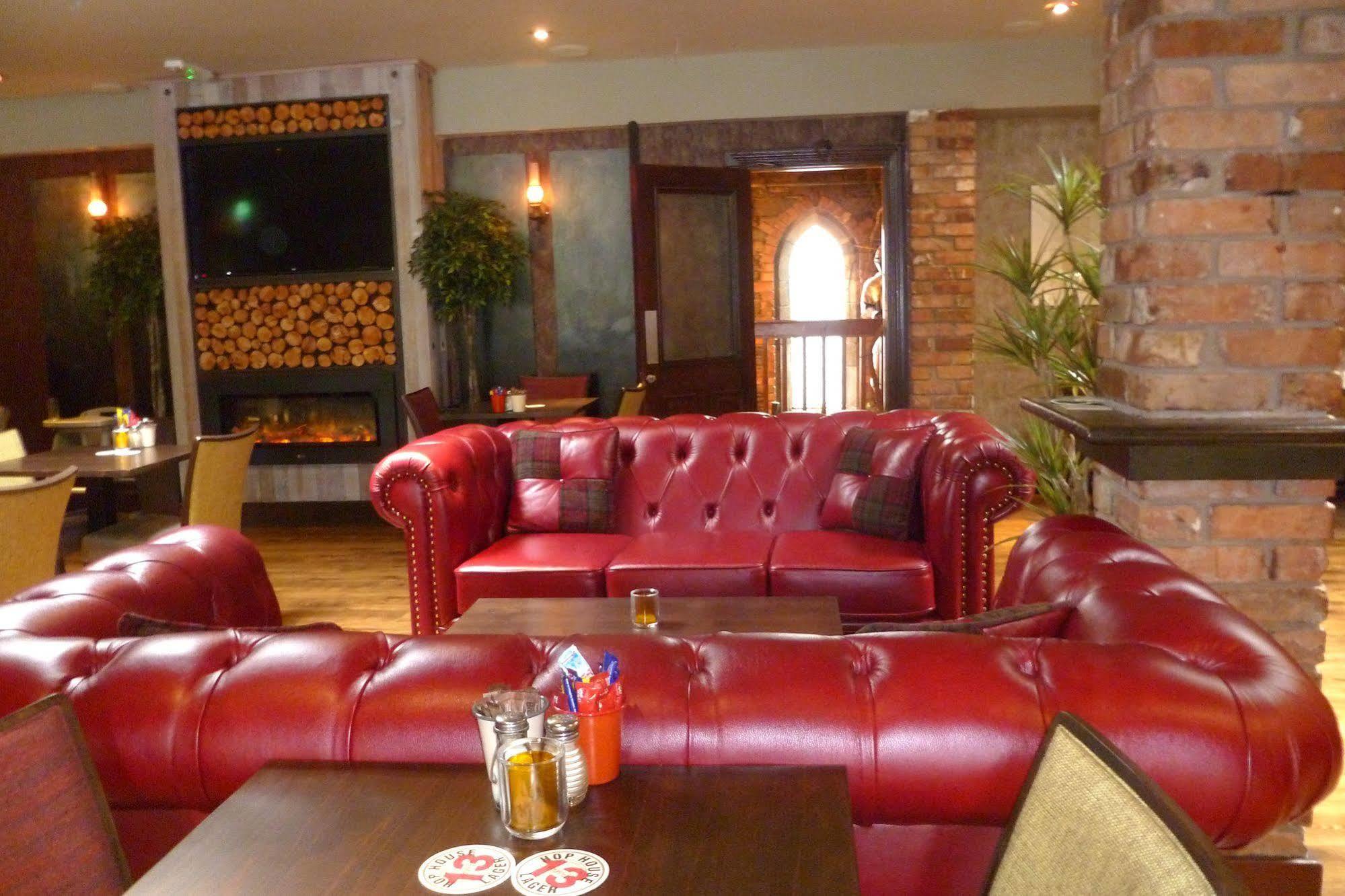Muskerry Arms Bar&B&B Blarney Eksteriør billede
