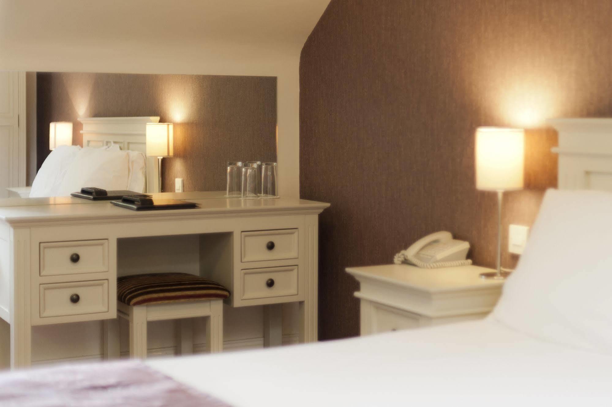 Muskerry Arms Bar&B&B Blarney Eksteriør billede
